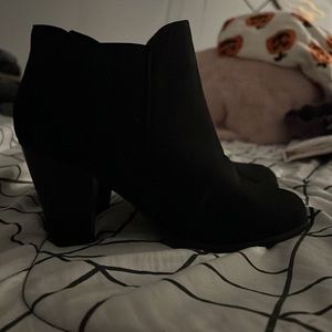 Black booties Sz 9